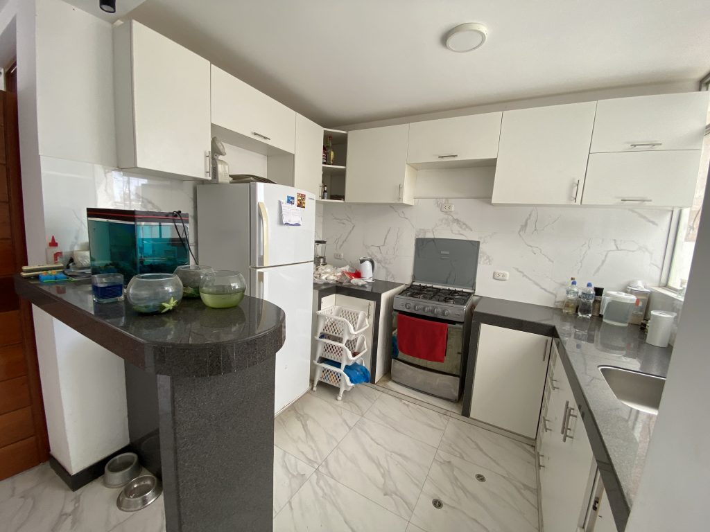 55FDD912-9BFF-4360-98C9-0063C7A5FE9D