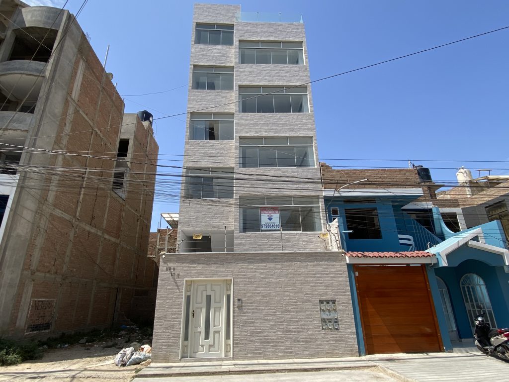 8E9D175A-5385-44A2-9128-2ADF8E9704F3