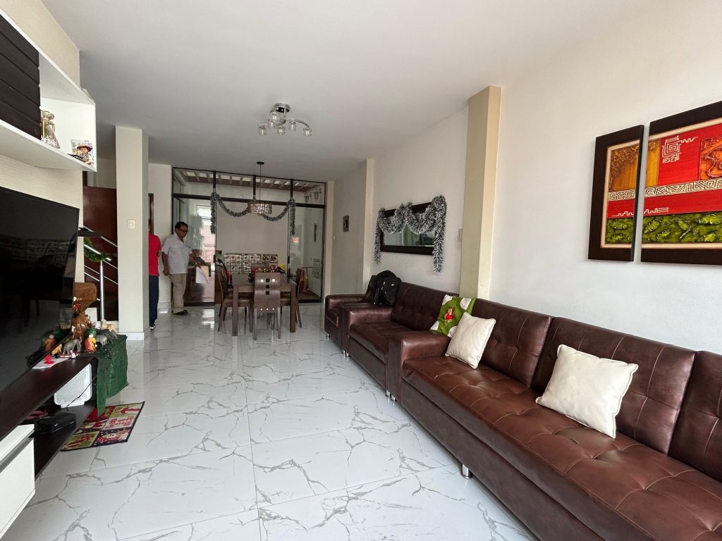 WhatsApp Image 2024-12-19 at 10.23.16 AM (2)